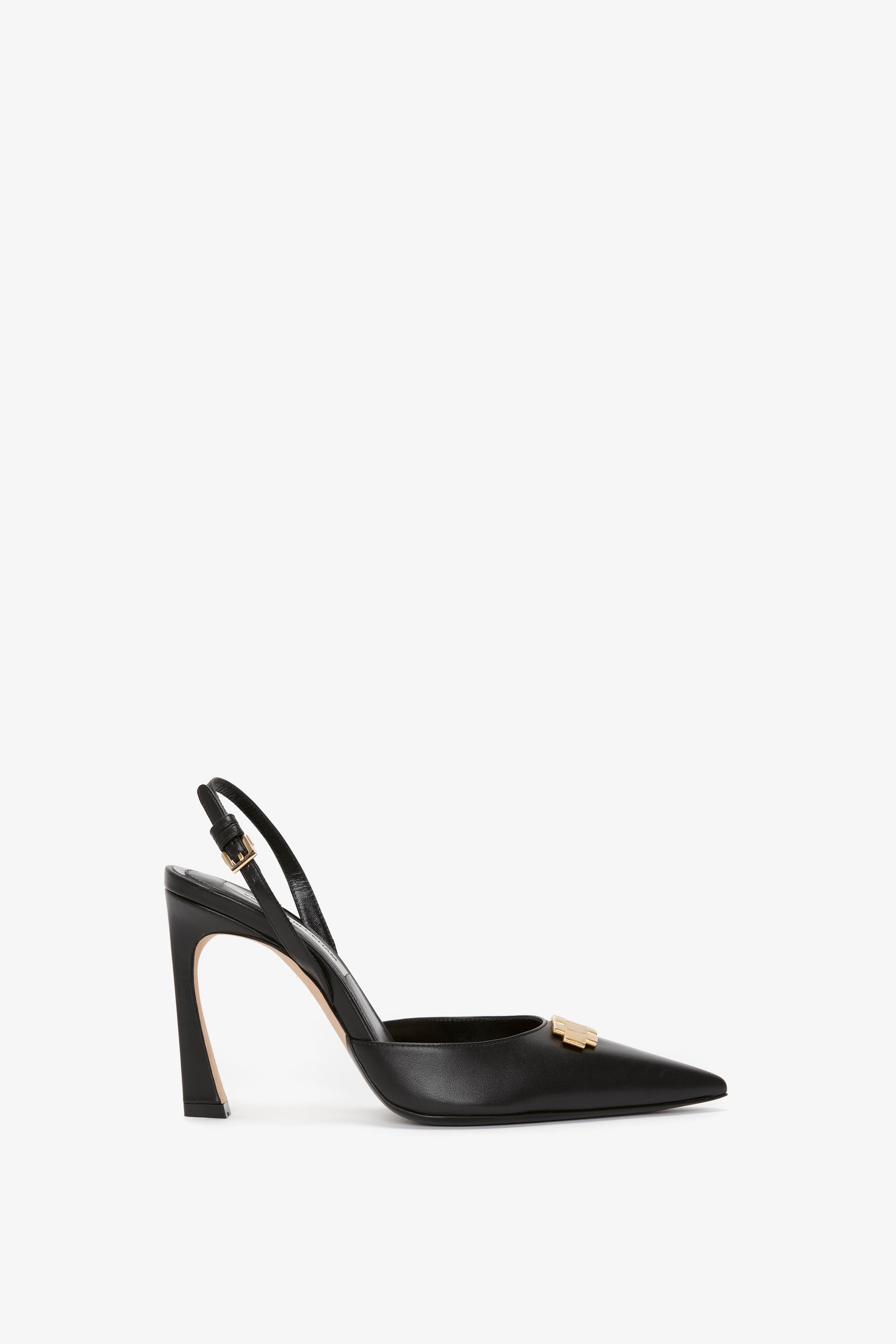 Matte 2024 black pumps