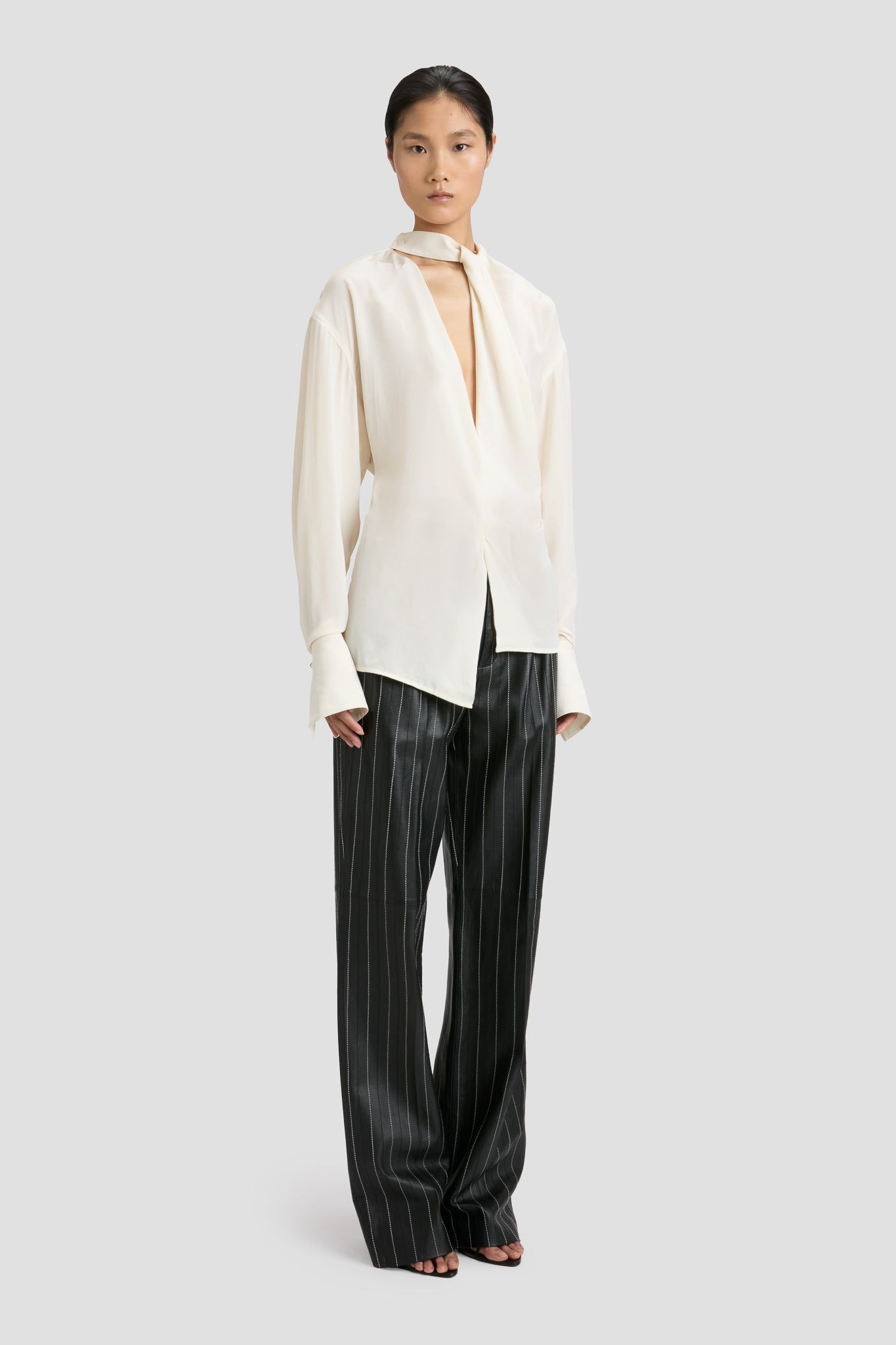 Double Pleat Leather Trouser In Black-Ivory