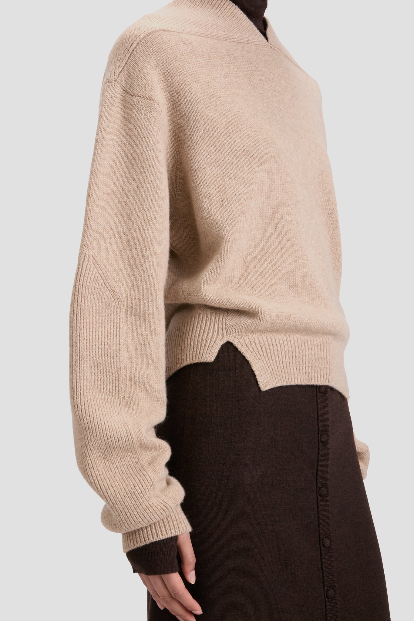 V-Neck Jumper In Sand