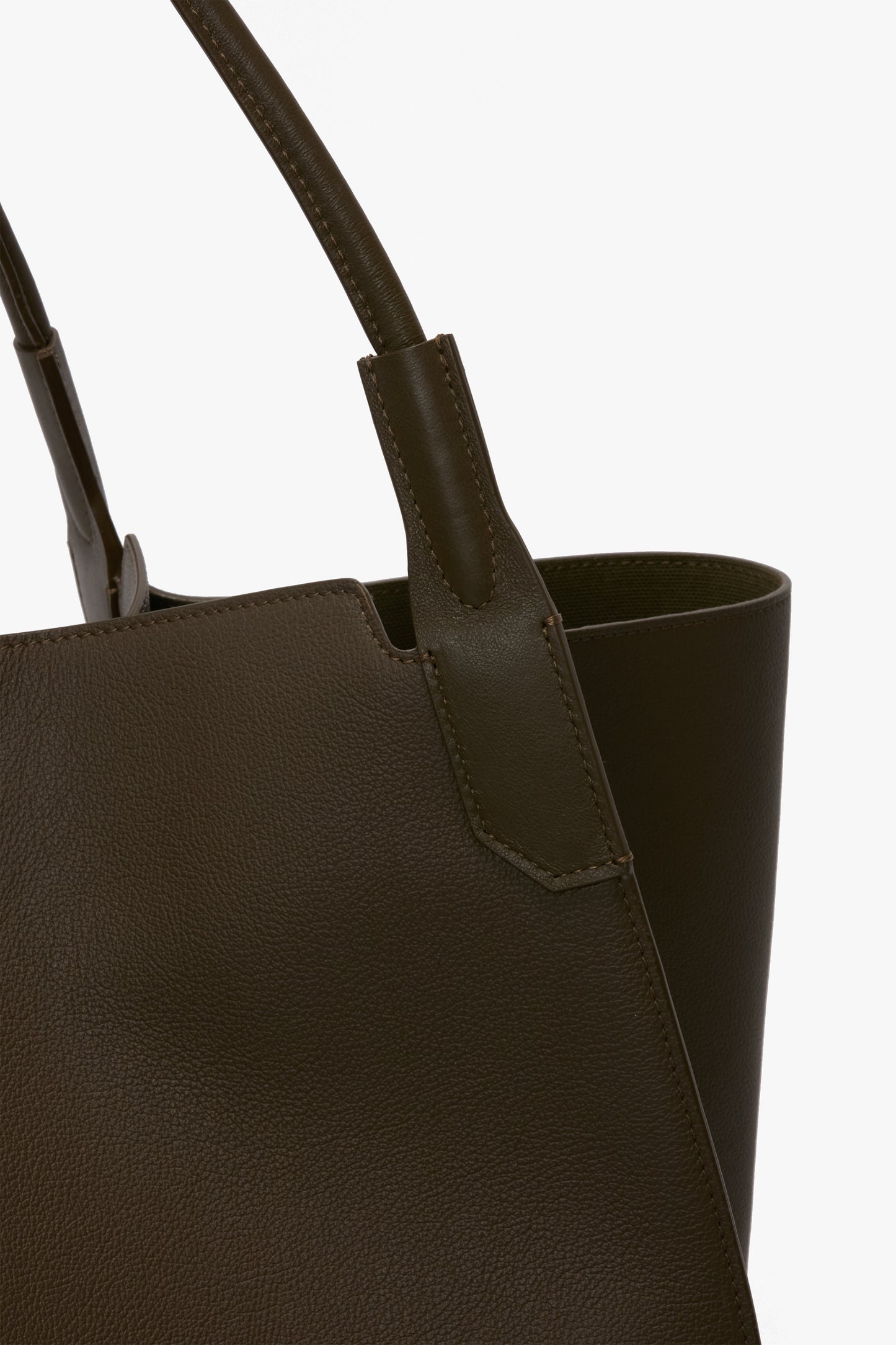 Victoria Travel Tote Bag In Khaki Leather