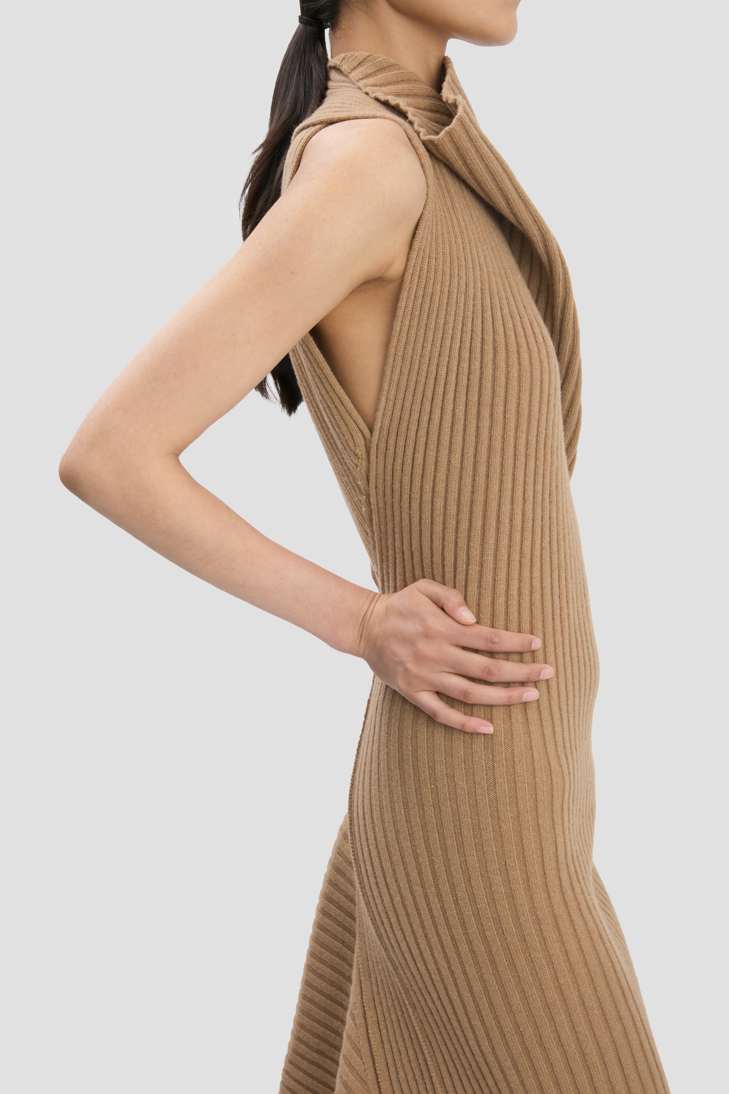 Ribbed Midi Dress In Dark Camel