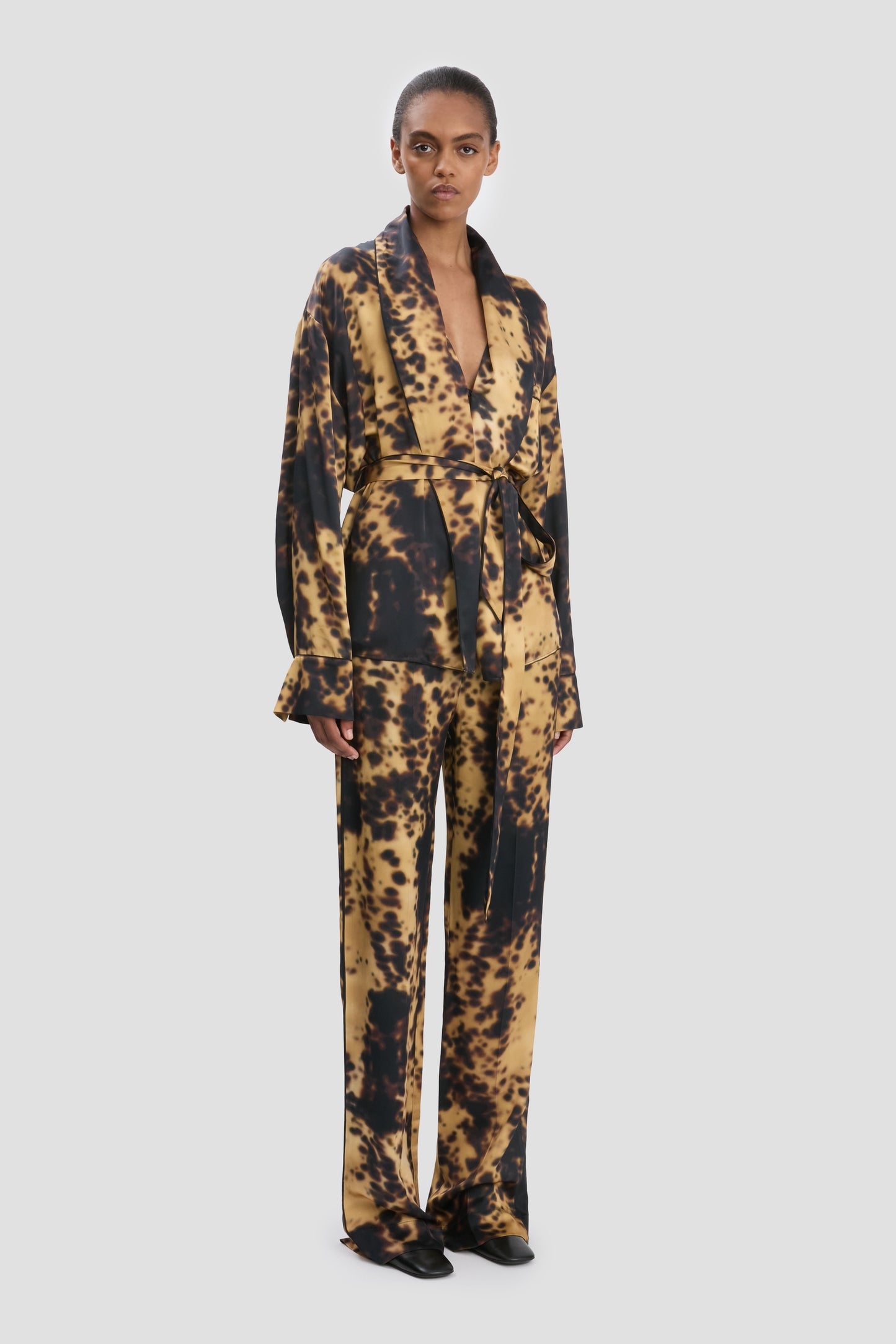 Pyjama Wrap Blouse In Olive Brown Print