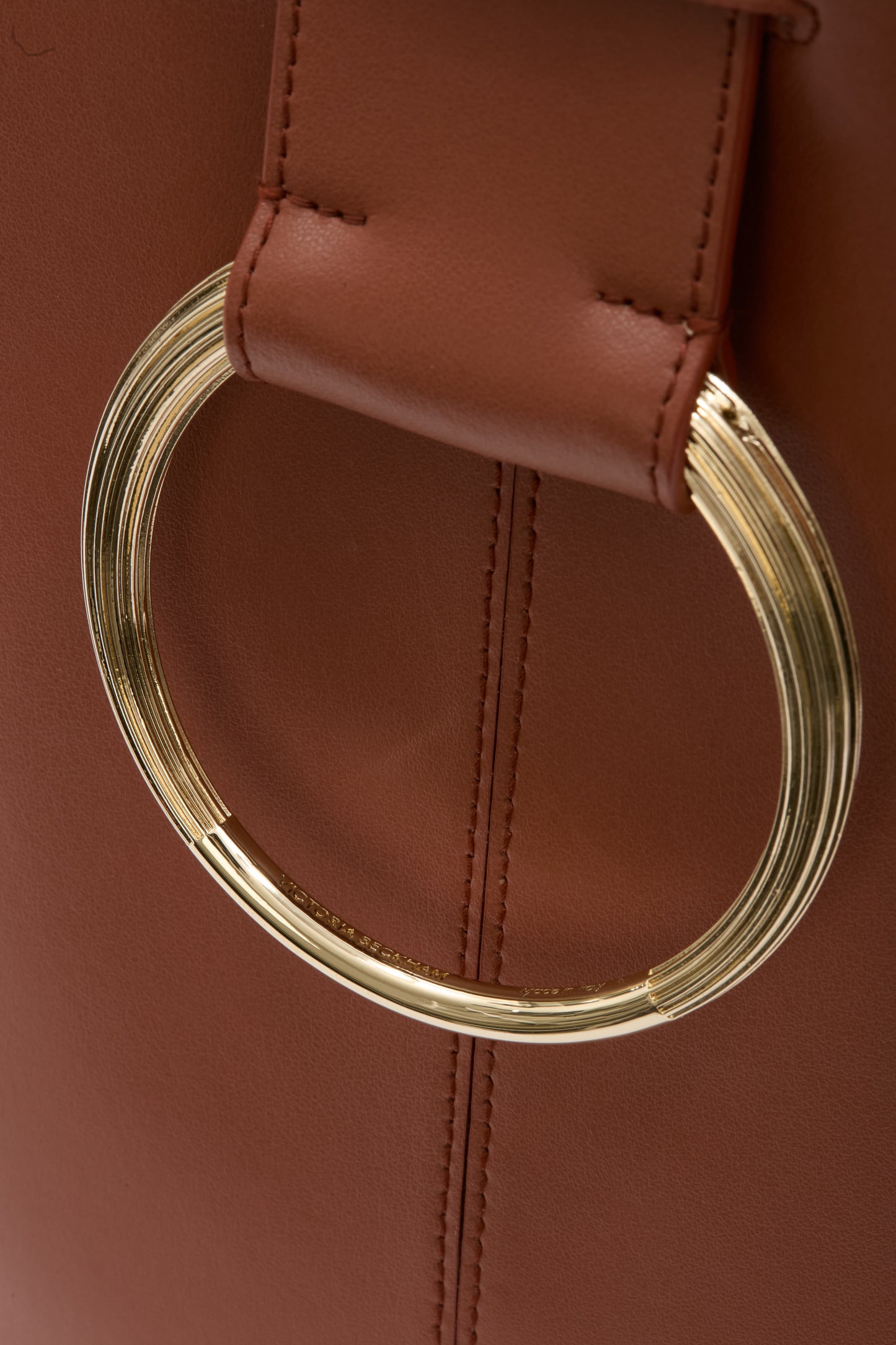 Dia Bucket Bag In Tan Leather