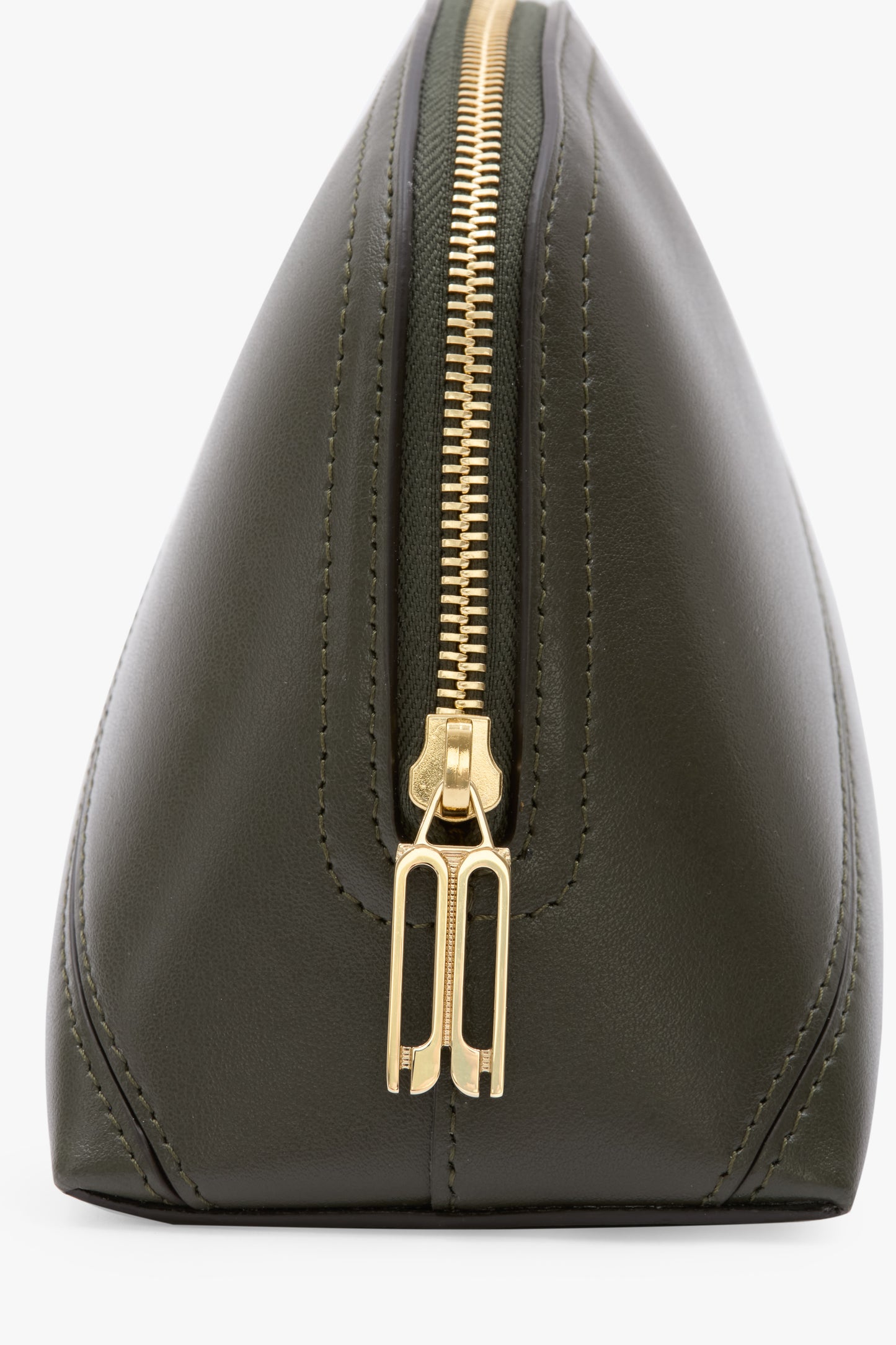 Victoria Large Travel Pouch In Dark Olive Leather