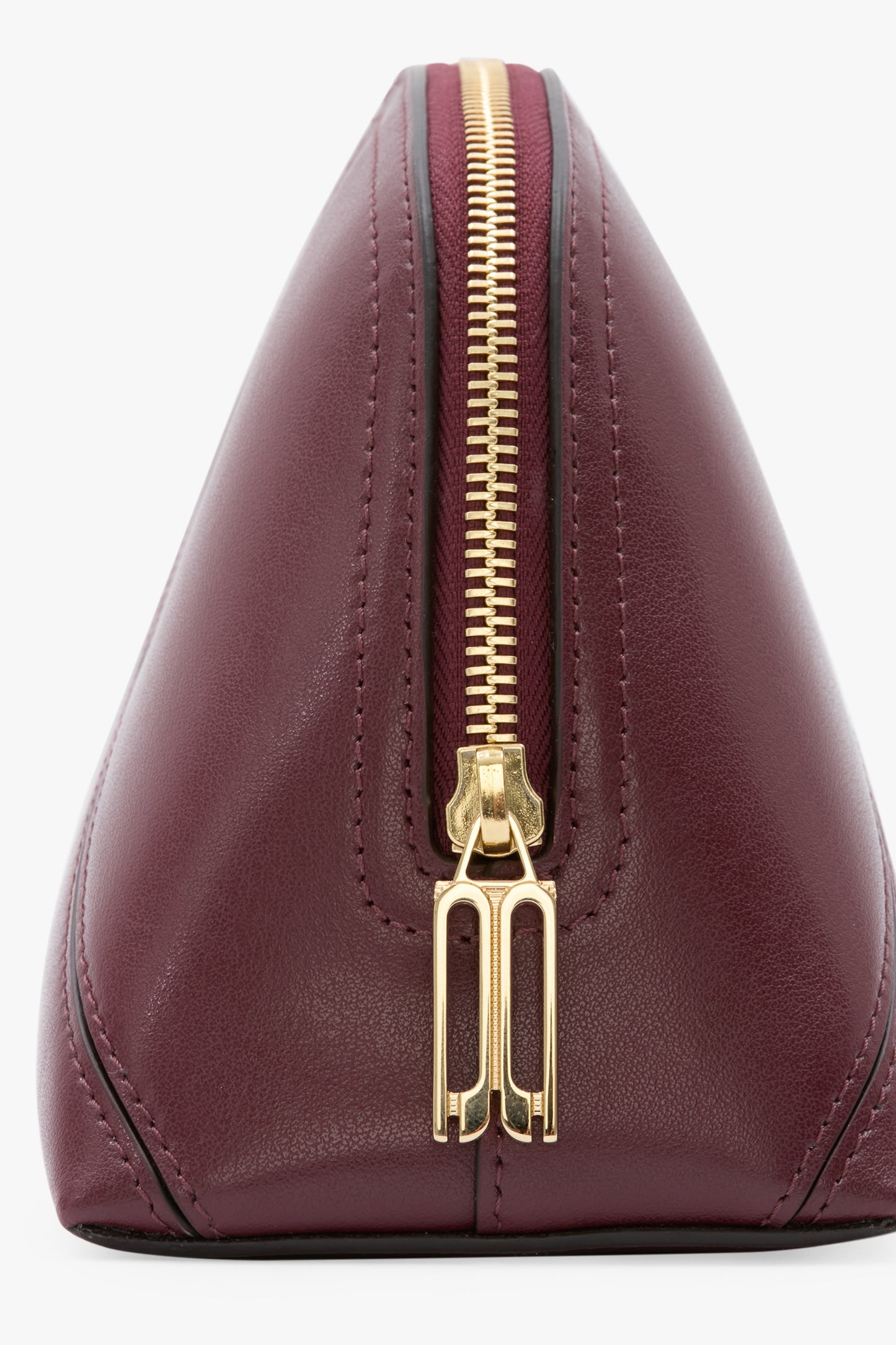 Victoria Large Travel Pouch In Burgundy Leather