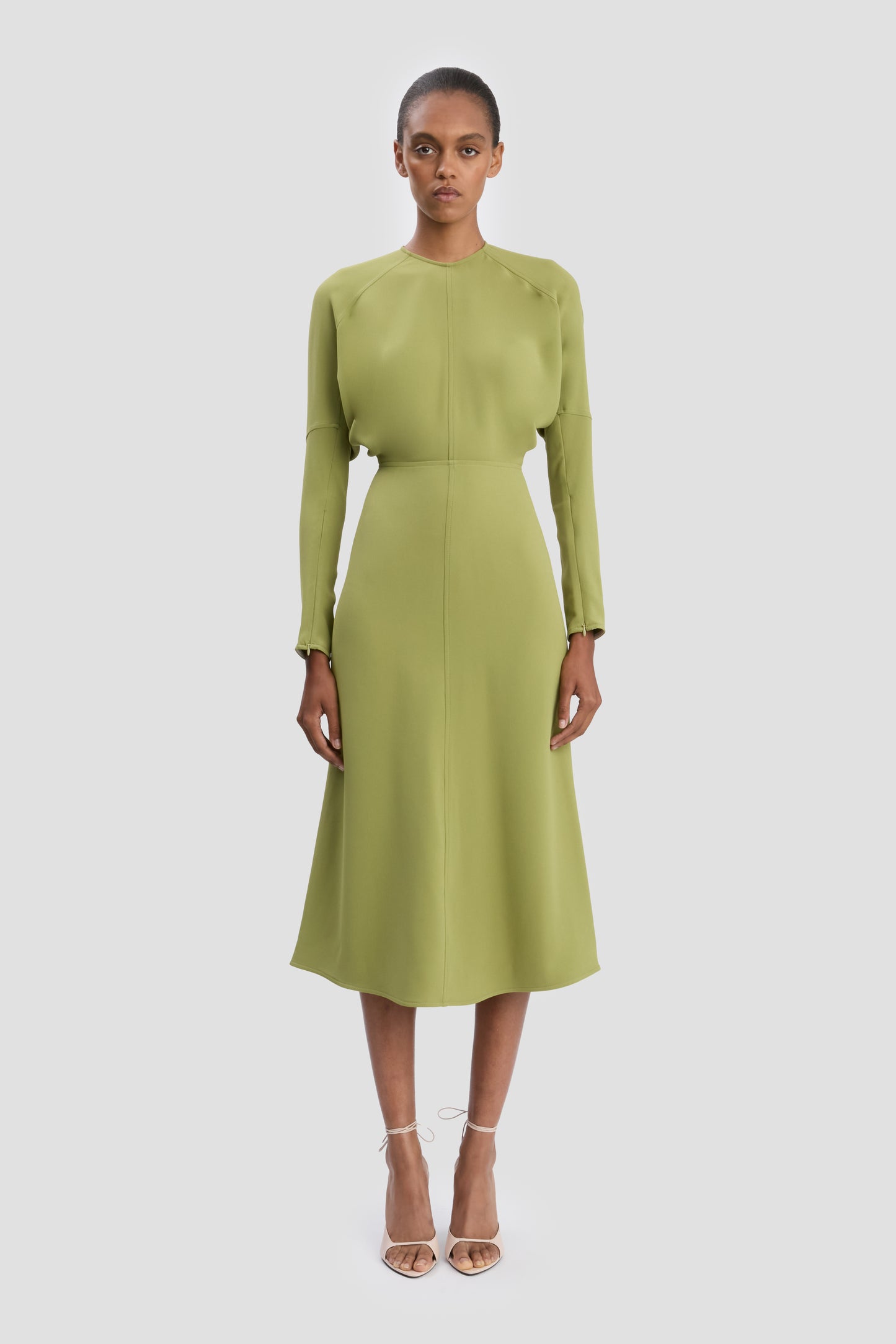 Dolman Midi Dress In Greenfinch