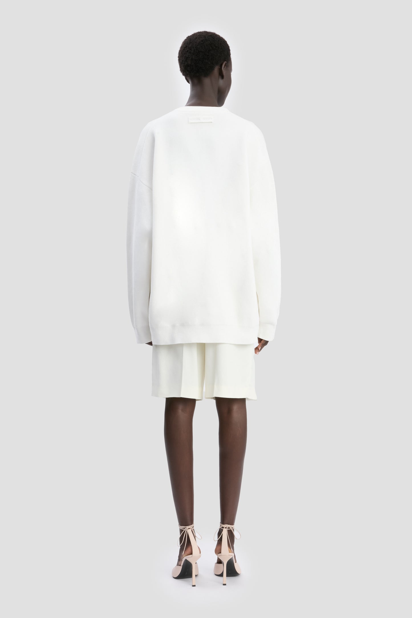 Relaxed Fit V-Neck Jumper In White