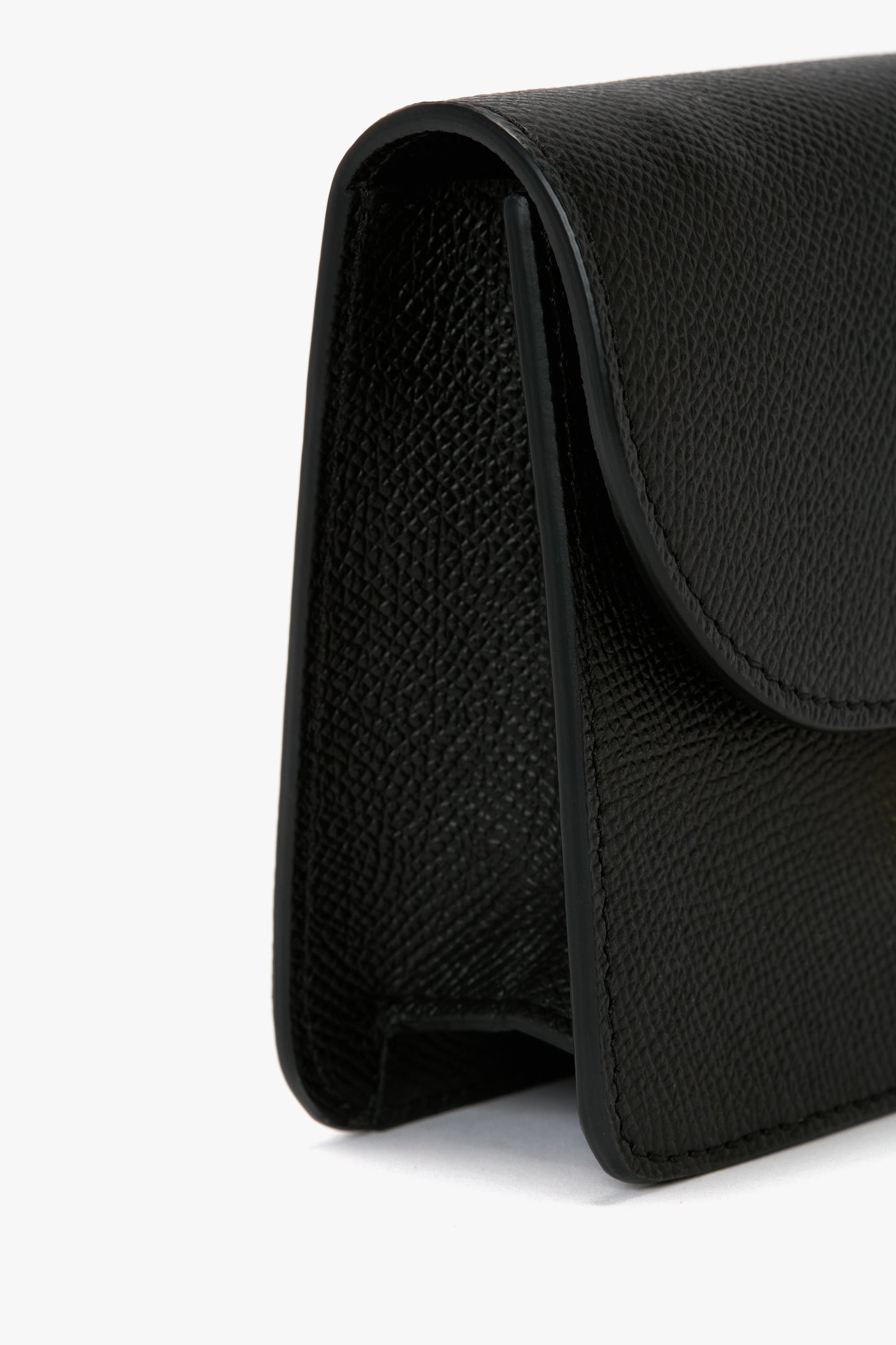 Dorian Wristlet Nano In Black Leather