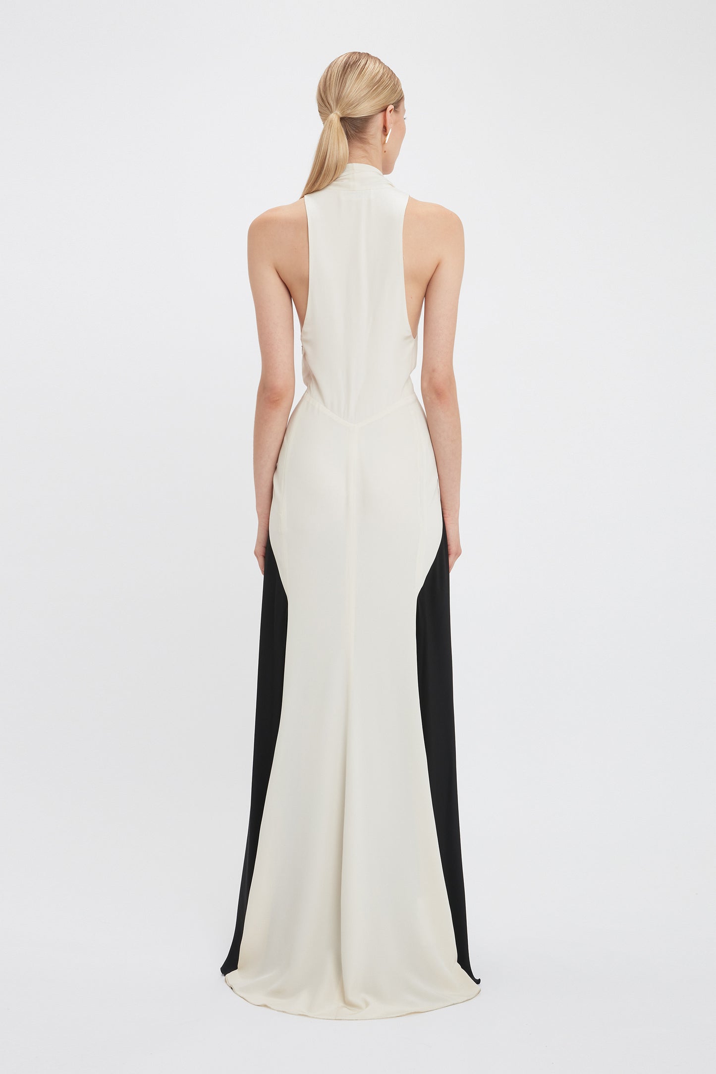 Exclusive Sleeveless Tie Detail Gown In Ivory-Black