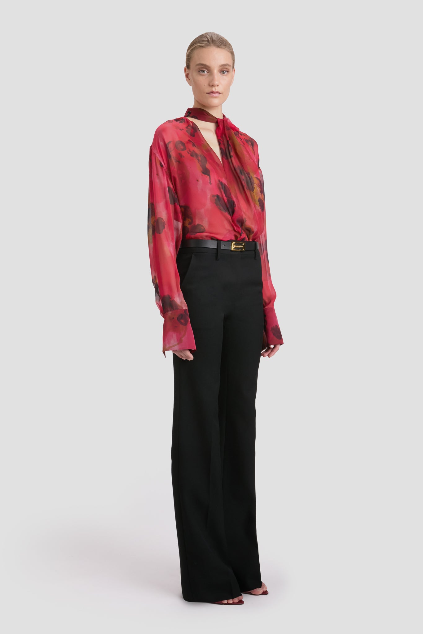 Tailored Straight Leg Trouser In Black