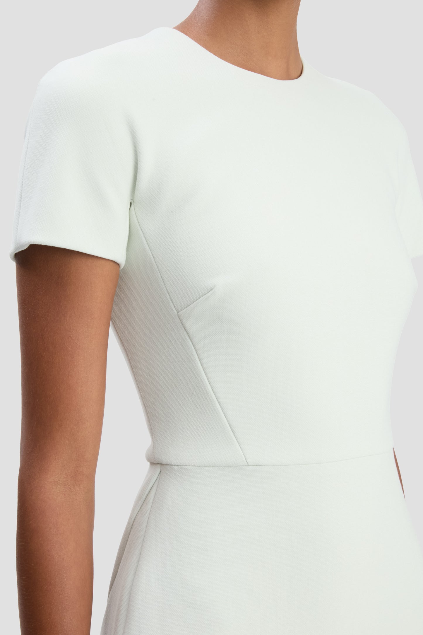 T-Shirt Fitted Dress In Aloe