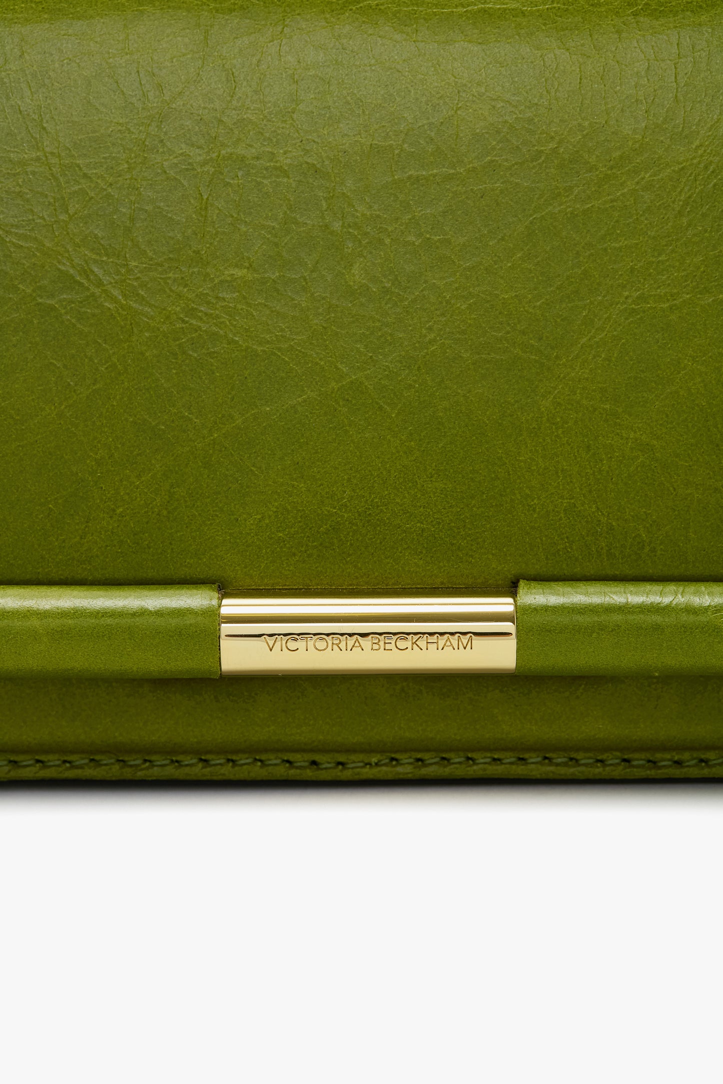 202 Clutch Bag In Green Distressed Leather