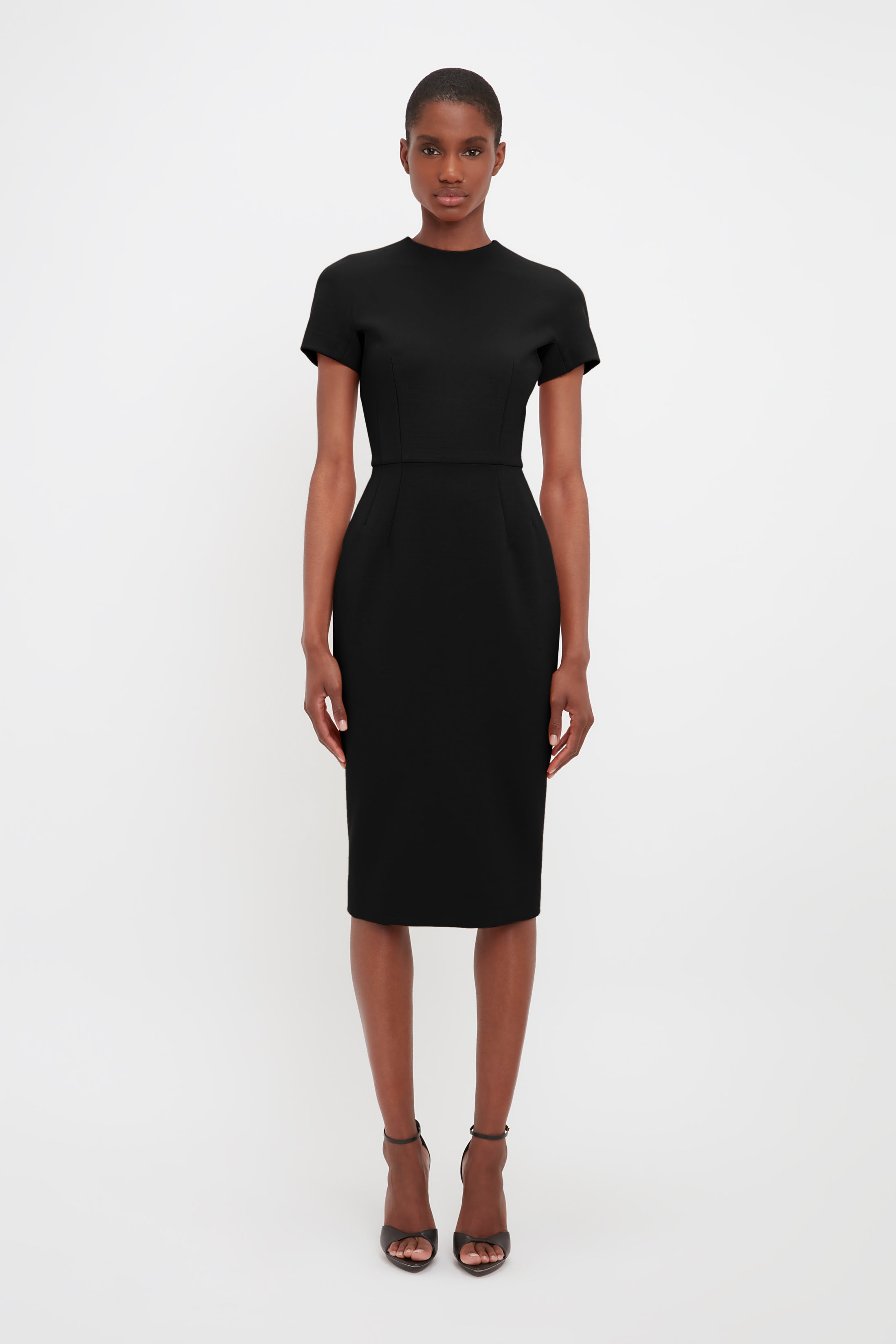 Fitted T-Shirt Dress In Black – Victoria Beckham