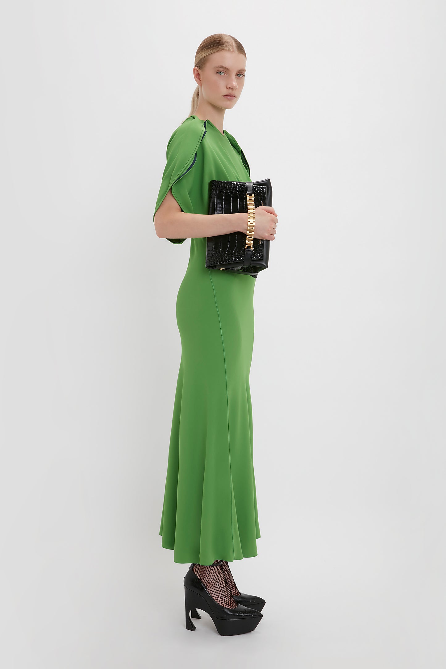 Drape Sleeve Midi Dress In Shamrock