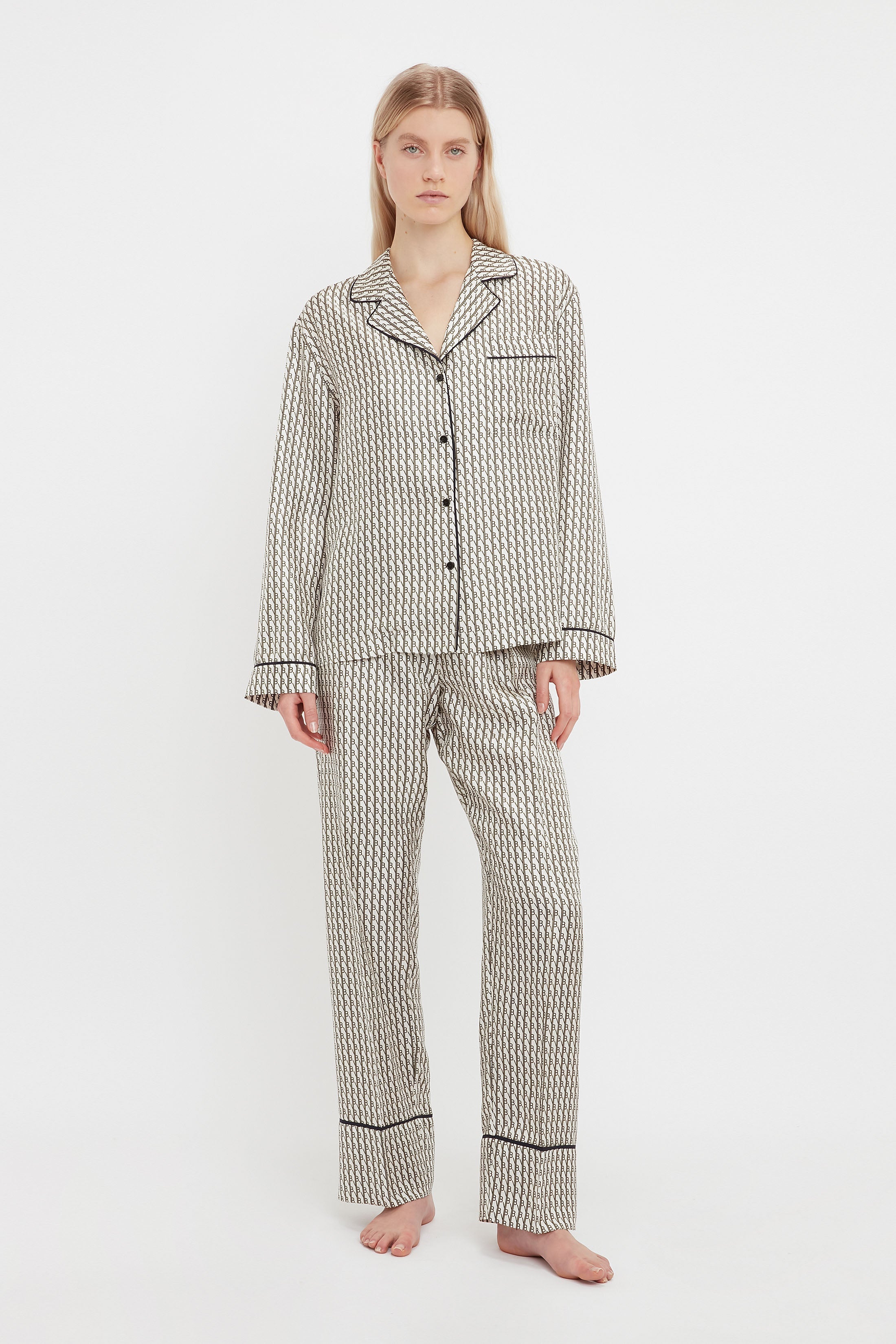 Luxury Robes, Pyjamas & Sleepwear – Victoria Beckham US