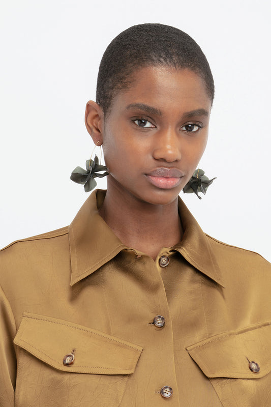 Backless Patch Pocket Shirt In Tawny Brown