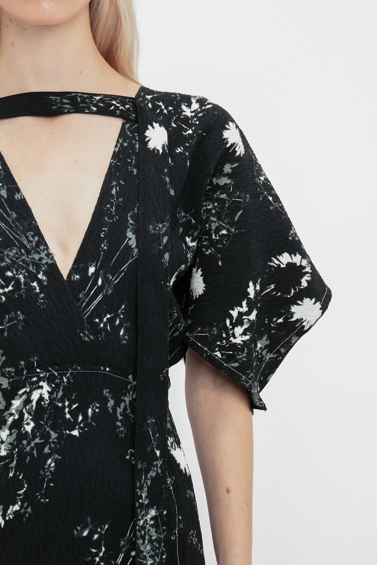 Kimono Sleeve Printed Dress In Black