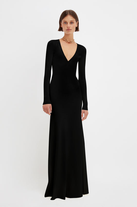 Deep V Knitted Gown In Black