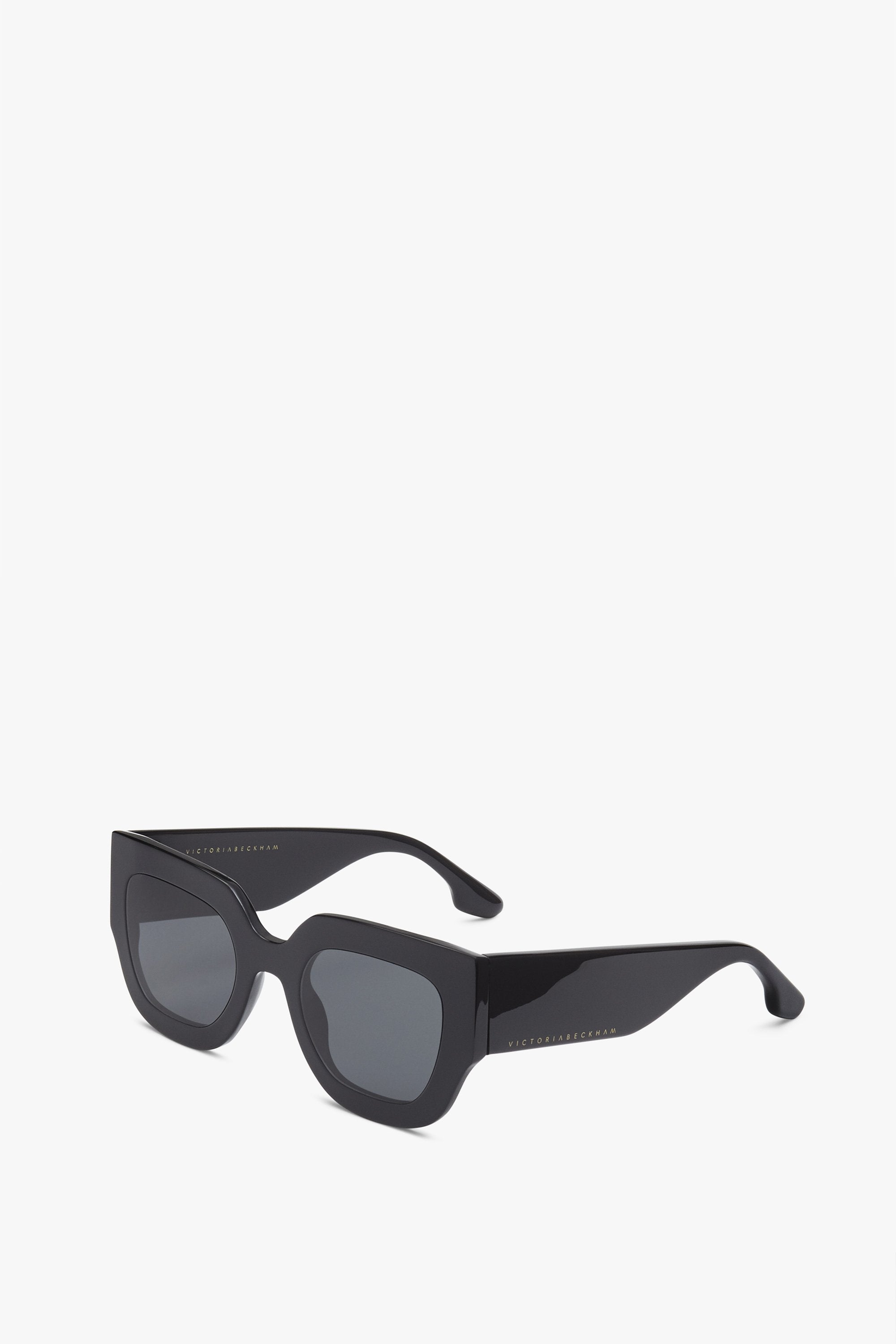 Wide Flat Square Sunglasses in Black – Victoria Beckham